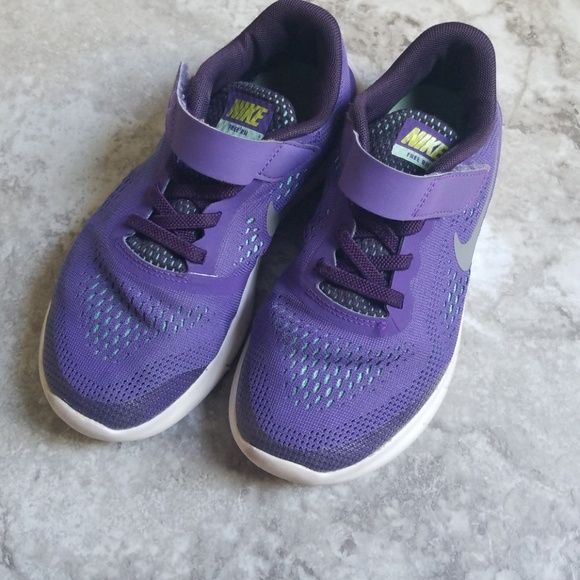 Nike shoes girls - Picture 1 of 4